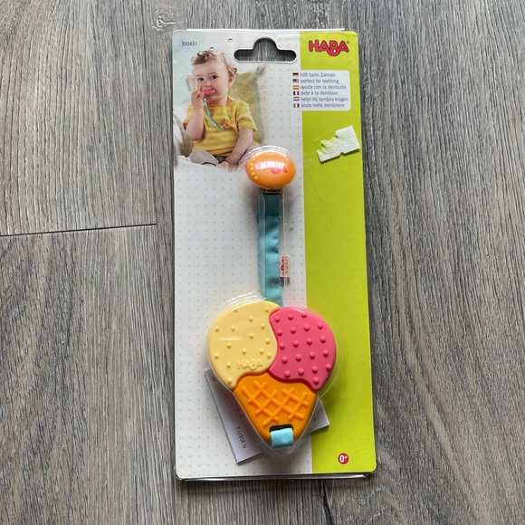 HABA Ice Cream Clutching Toy Teether Clip - Picture 3 of 4
